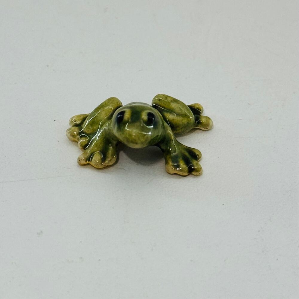 Tiny Vintage Ceramic MCM Frog  Animal Miniature